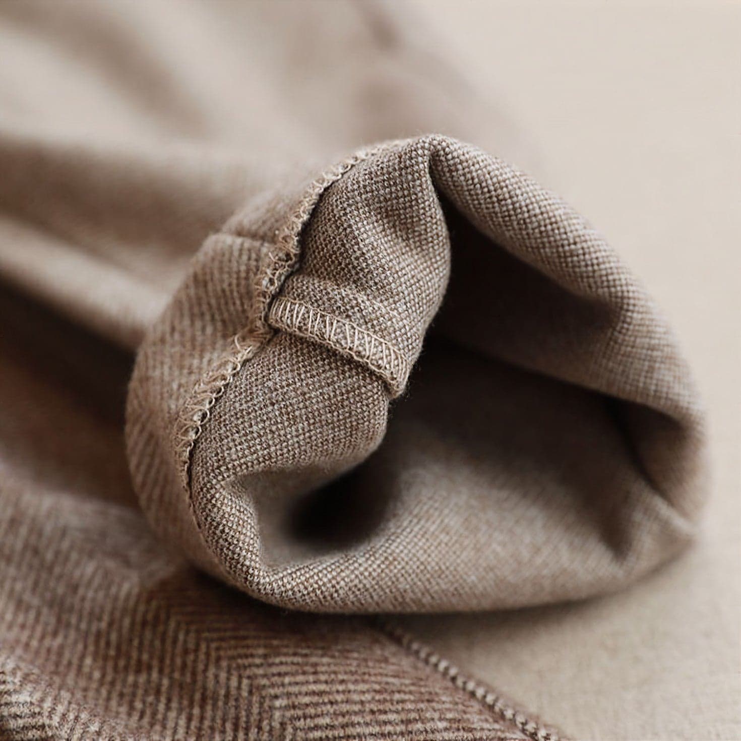 James - SLIM FIT PANTS
